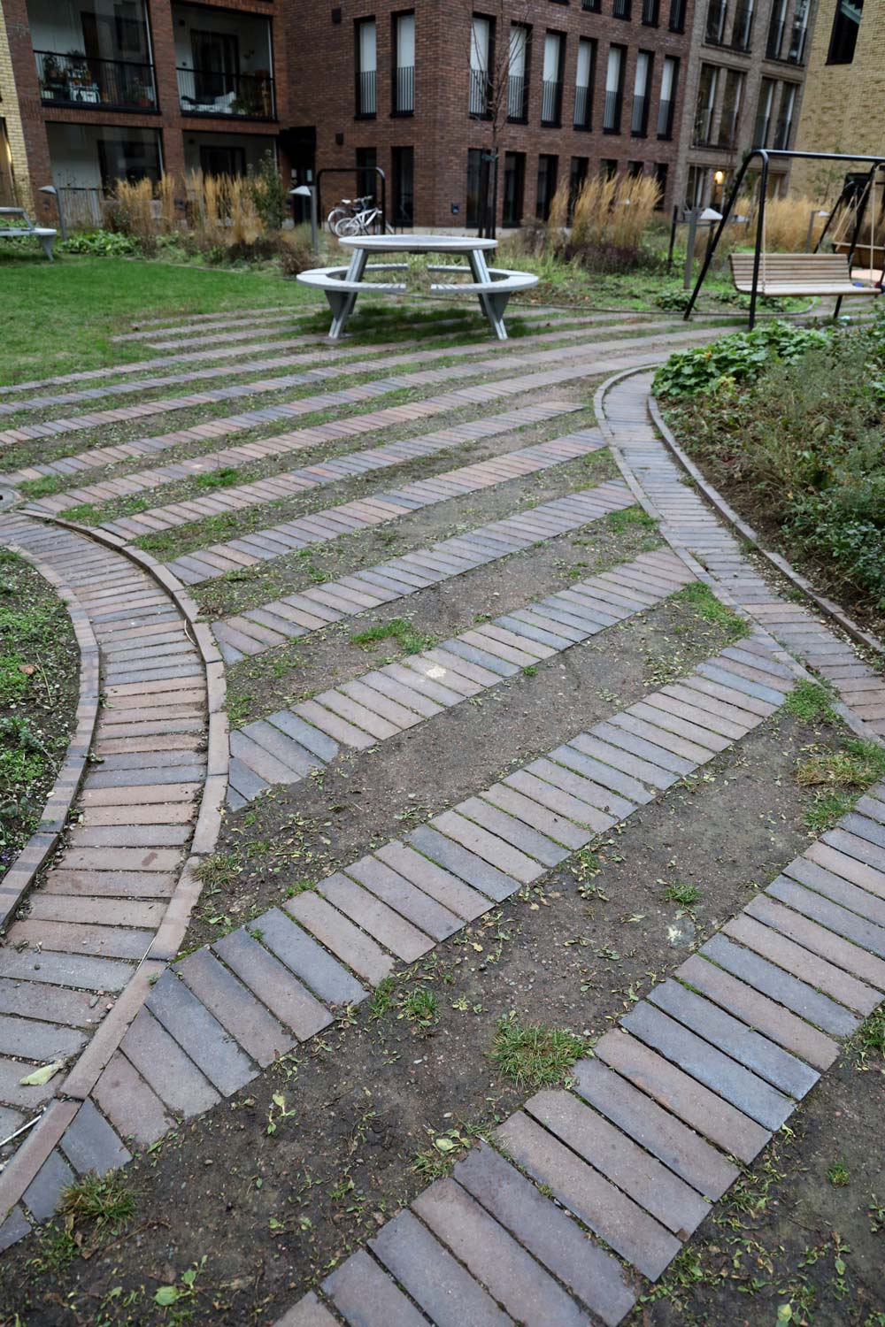Sompasaari gårdhave